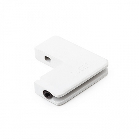 8ru70 Уголок для москитного профиля C-640